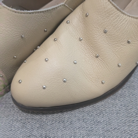 Bird Of Flight Studded Leather Slip On Shoes - Picture 2 of 3